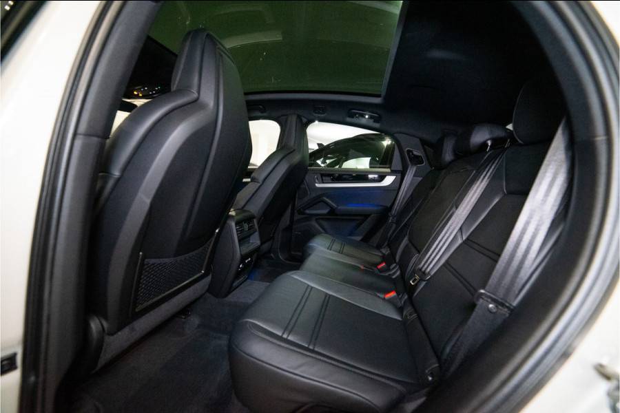 Porsche Cayenne Coupé 3.0 E-Hybrid 462PK | Cashmere | Pano | Bose | Lucht | Trekhaak | Chrono | VOL! Fabrieksgarantie