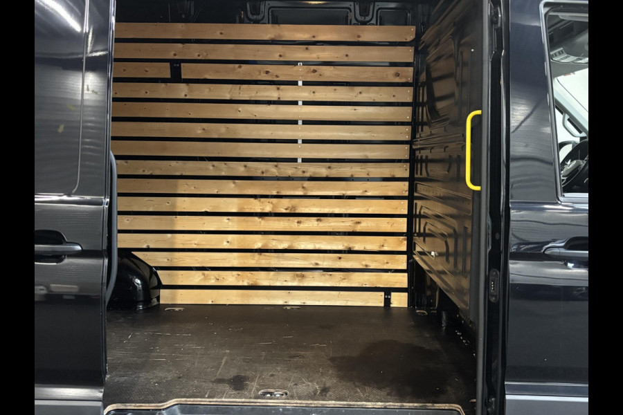Volkswagen Crafter 30 2.0 TDI L3H3 Highline Airco|App Navi|Cruise Control|Camera|MF Stuurwiel