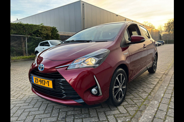 Toyota Yaris 1.5 Hybrid Design Sport / Camera / Stoelverwarming