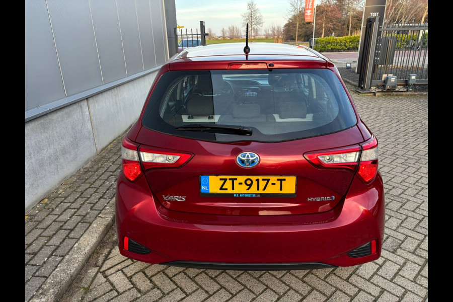 Toyota Yaris 1.5 Hybrid Design Sport / Camera / Stoelverwarming