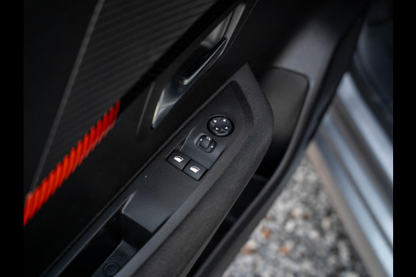 Peugeot 208 1.2 Active / Carplay / Cruise control / DAB