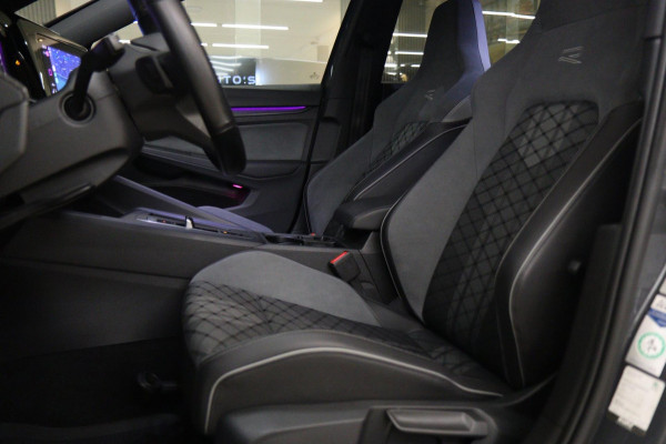 Volkswagen Golf 2.0 TSI 3XR-LINE/PANO/IQ-LGHIT/CARPLAY/STOELVER/CAM/VOL