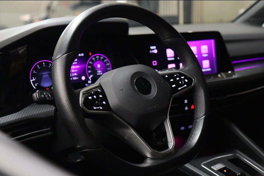 Volkswagen Golf 2.0 TSI 3XR-LINE/PANO/IQ-LGHIT/CARPLAY/STOELVER/CAM/VOL