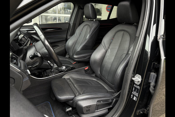 BMW X2 sDrive20i M SPORT | LEDER | PANORAMA | STOELVERWARMING | 18 INCH LM VELGEN |