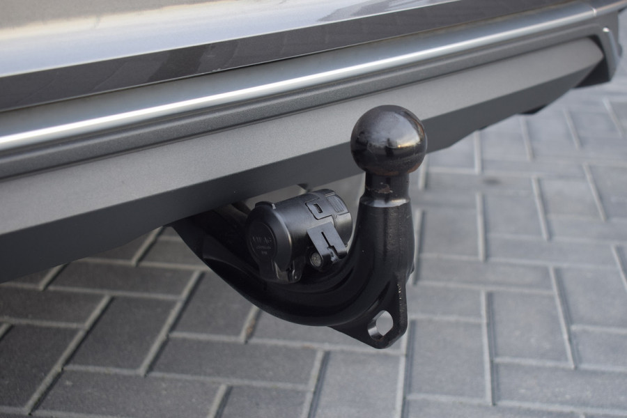 Audi Q8 55 TFSI e Quattro | Luchtvering | Trekhaak | B&O | Leer | 360 camera