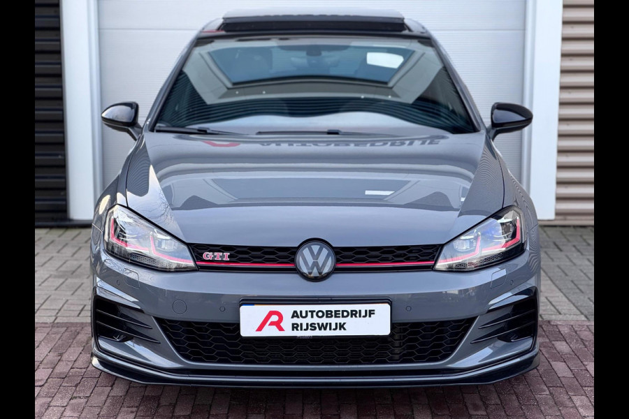 Volkswagen Golf 2.0 TSI GTI TCR Pano/Dynaudio/Keyless/Camera