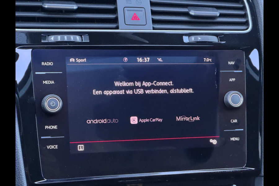 Volkswagen Golf 2.0 TSI GTI TCR Pano/Dynaudio/Keyless/Camera