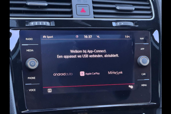 Volkswagen Golf 2.0 TSI GTI TCR Pano/Dynaudio/Keyless/Camera