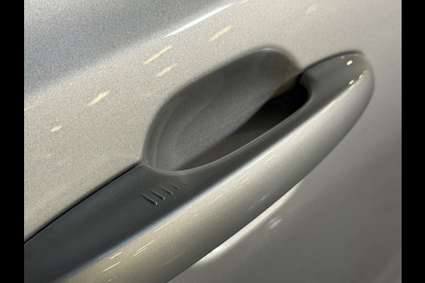 Ford Focus ST-Line | Automaat | Keyless | Camera | DAB | Stoel-/stuurverwarming