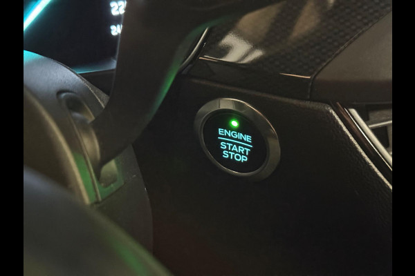 Ford Focus ST-Line | Automaat | Keyless | Camera | DAB | Stoel-/stuurverwarming