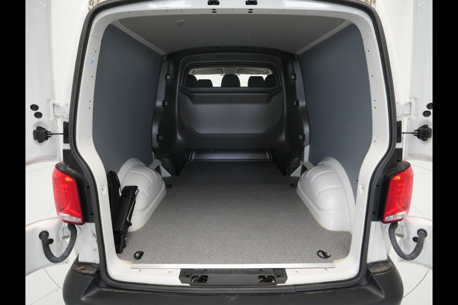 Volkswagen Transporter Dubbel Cabine L2H1 110pk Comfortline / BPM-vrij / 5-persoons