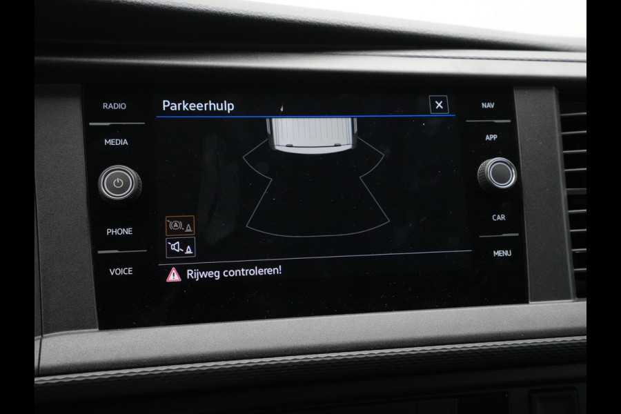 Volkswagen Transporter Dubbel Cabine L2H1 110pk Comfortline / BPM-vrij / 5-persoons