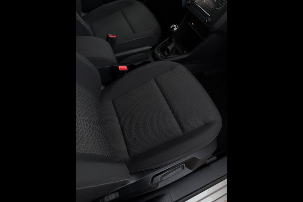 Volkswagen Caddy Combi 1.0 TSI Comfortline CarPlay Trekhaak