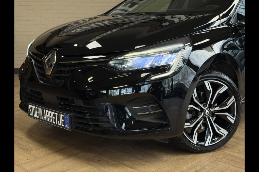 Renault Clio 1.3 TCe 130pk Aut | intens | Groot Navi | 17" | Stoelverwarming | Carplay | Cruise Control | 100% Dealer onderhouden!