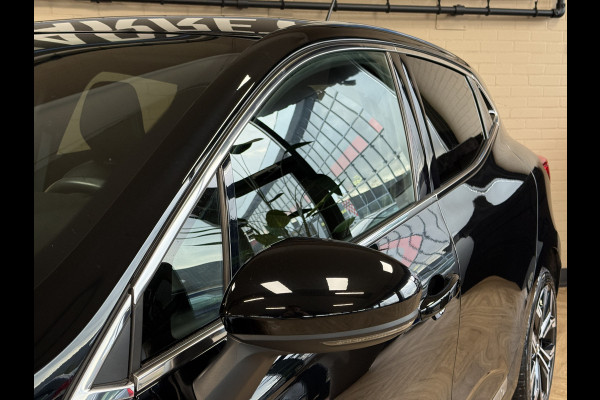 Renault Clio 1.3 TCe 130pk Aut | intens | Groot Navi | 17" | Stoelverwarming | Carplay | Cruise Control | 100% Dealer onderhouden!