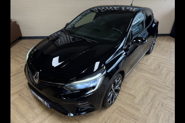 Renault Clio 1.3 TCe 130pk Aut | intens | Groot Navi | 17" | Stoelverwarming | Carplay | Cruise Control | 100% Dealer onderhouden!