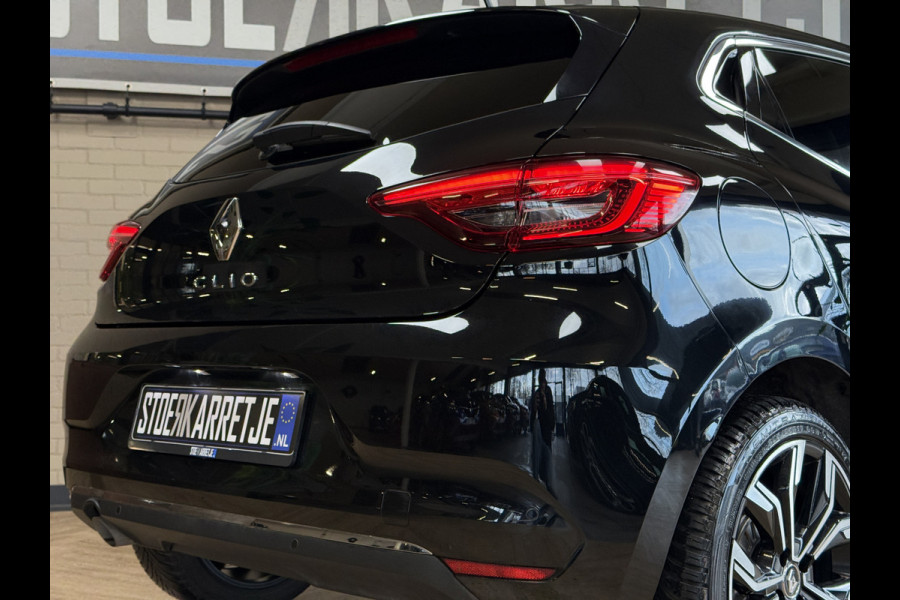 Renault Clio 1.3 TCe 130pk Aut | intens | Groot Navi | 17" | Stoelverwarming | Carplay | Cruise Control | 100% Dealer onderhouden!