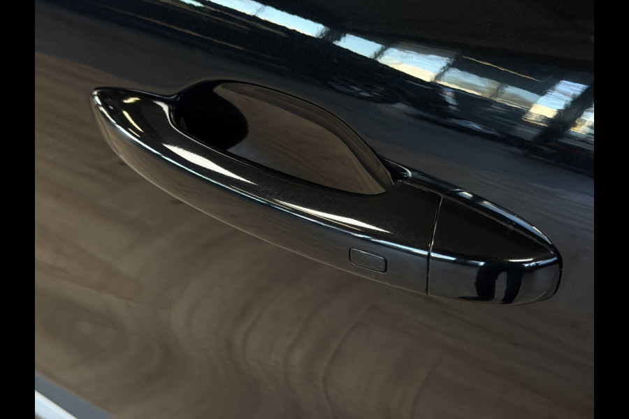 Renault Captur 1.3 TCe 155 AUT Edition One| Groot Navi | Trekhaak | Pano | Bose | 18" | 360 | Led | 100% Elk jaar onderhouden!