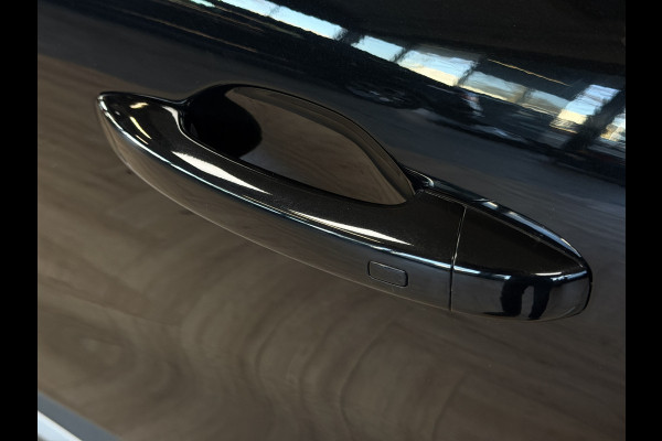 Renault Captur 1.3 TCe 155 AUT Edition One| Groot Navi | Trekhaak | Pano | Bose | 18" | 360 | Led | 100% Elk jaar onderhouden!