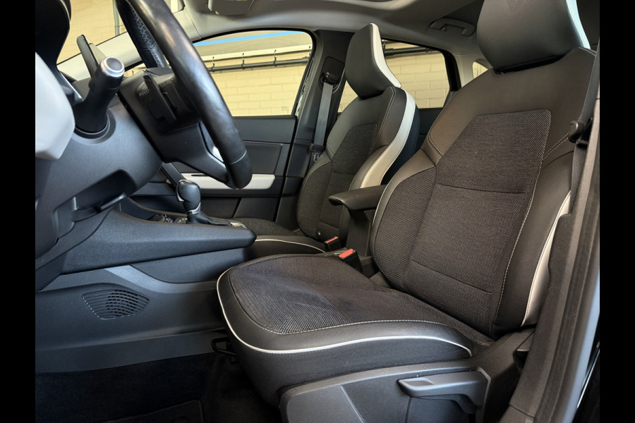 Renault Captur 1.3 TCe 155 AUT Edition One| Groot Navi | Trekhaak | Pano | Bose | 18" | 360 | Led | 100% Elk jaar onderhouden!