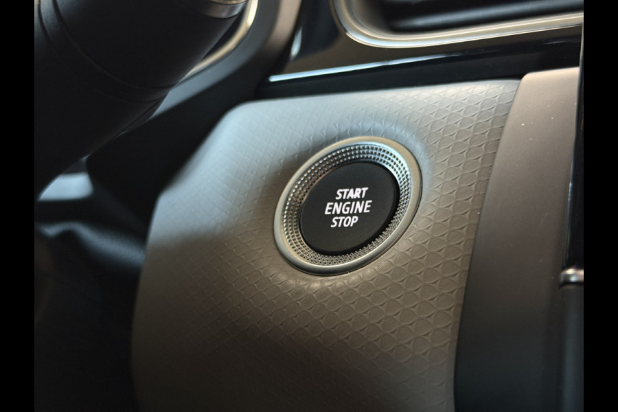 Renault Captur 1.3 TCe 155 AUT Edition One| Groot Navi | Trekhaak | Pano | Bose | 18" | 360 | Led | 100% Elk jaar onderhouden!