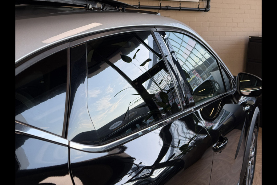 Renault Captur 1.3 TCe 155 AUT Edition One| Groot Navi | Trekhaak | Pano | Bose | 18" | 360 | Led | 100% Elk jaar onderhouden!