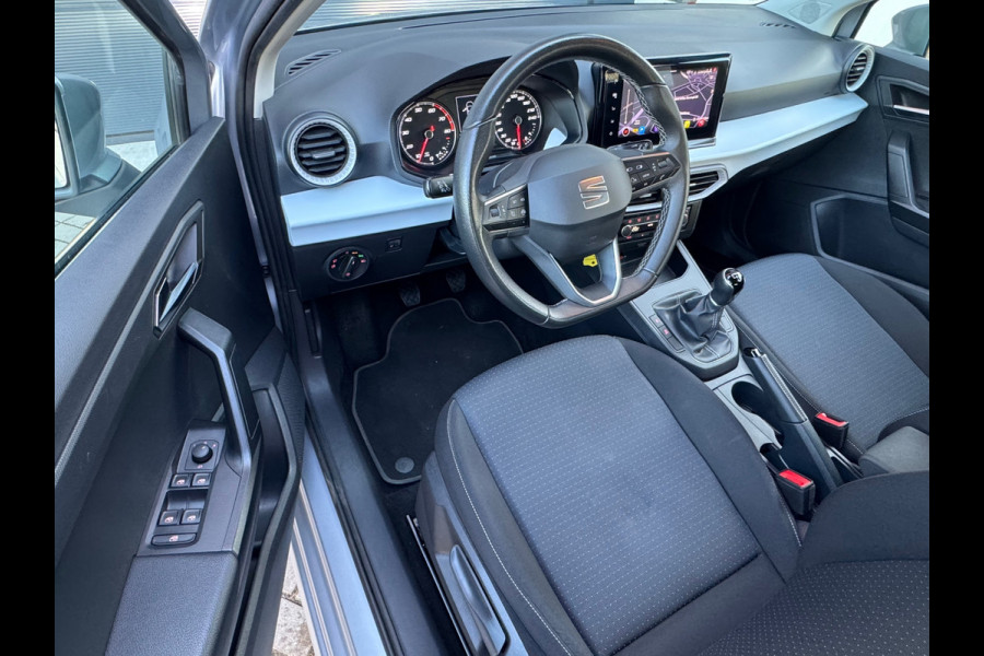 Seat Ibiza 1.0 EcoTSI Style * Navigatie * Parkeersensoren * Climate Control * Lichtmetalen Velgen *