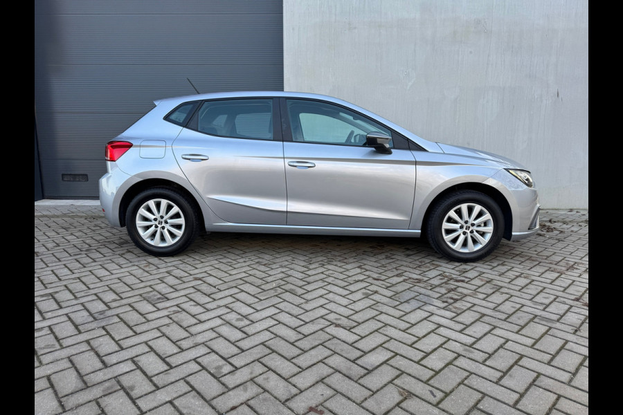 Seat Ibiza 1.0 EcoTSI Style * Navigatie * Parkeersensoren * Climate Control * Lichtmetalen Velgen *