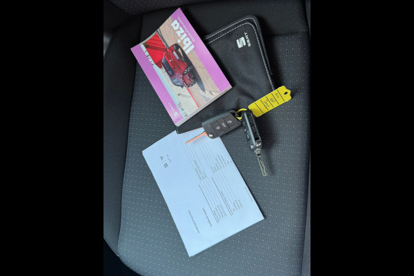 Seat Ibiza 1.0 EcoTSI Style * Navigatie * Parkeersensoren * Climate Control * Lichtmetalen Velgen *
