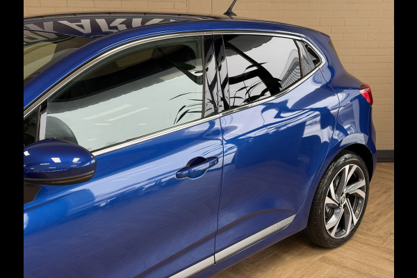 Renault Clio 1.3 TCe 130pk R.S. Line | VERKOCHT! Groot Navi | 17" | Camera | PDC V+A | Carplay | Led |