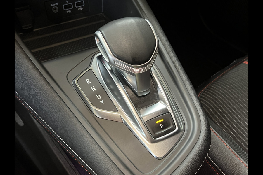 Renault Captur 1.3 TCe 160 RS Line | Groot Navi | Stoel, Stuur & voorruitverwarming | 18" | Led | 100% Dealer onderhouden!