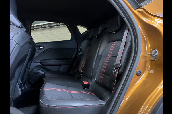 Renault Captur 1.3 TCe 160 RS Line | Groot Navi | Stoel, Stuur & voorruitverwarming | 18" | Led | 100% Dealer onderhouden!