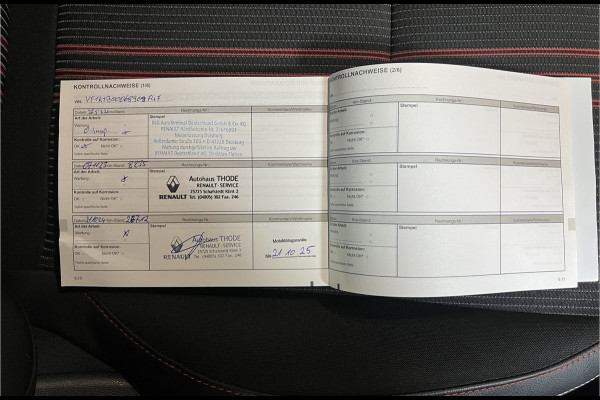 Renault Captur 1.3 TCe 160 RS Line | Groot Navi | Stoel, Stuur & voorruitverwarming | 18" | Led | 100% Dealer onderhouden!