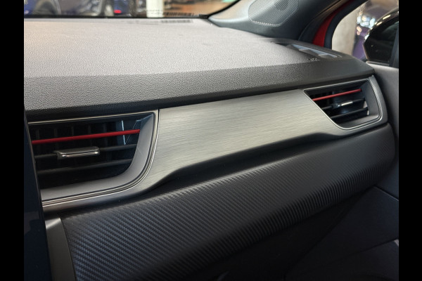 Renault Captur 1.3 TCe 160 R.S. Line | VERKOCHT! Groot Navi | Pano | Camera | Stoelverwarming | Led | 18" | 100% Dealer onderhouden!