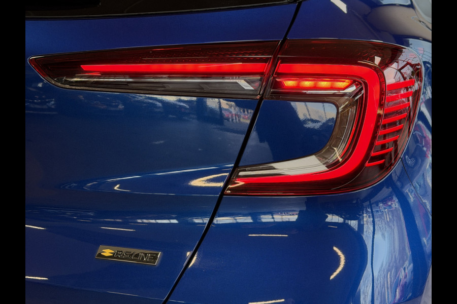 Renault Captur 1.3 TCe 160 R.S. Line | Groot Navi | ACC | Camera | Blindspot | 18" | Stoelverwarming | 100 % Dealer onderhouden!