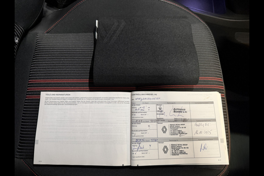 Renault Captur 1.3 TCe 160 R.S. Line | Groot Navi | ACC | Camera | Blindspot | 18" | Stoelverwarming | 100 % Dealer onderhouden!