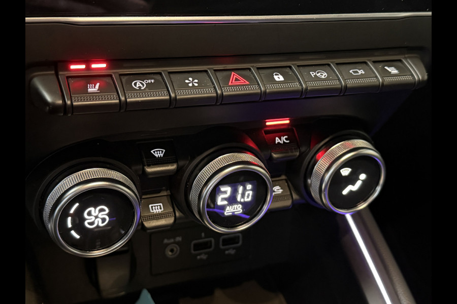 Renault Clio 1.3 TCe 130pk | Edition One | Groot Navi | Bose | 360 | Blindspot | Stoel & Stuur verwarming | 17"| 100% Onderhouden!