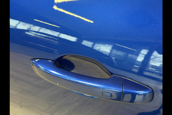 Renault Clio 1.3 TCe 130pk | Edition One | Groot Navi | Bose | 360 | Blindspot | Stoel & Stuur verwarming | 17"| 100% Onderhouden!