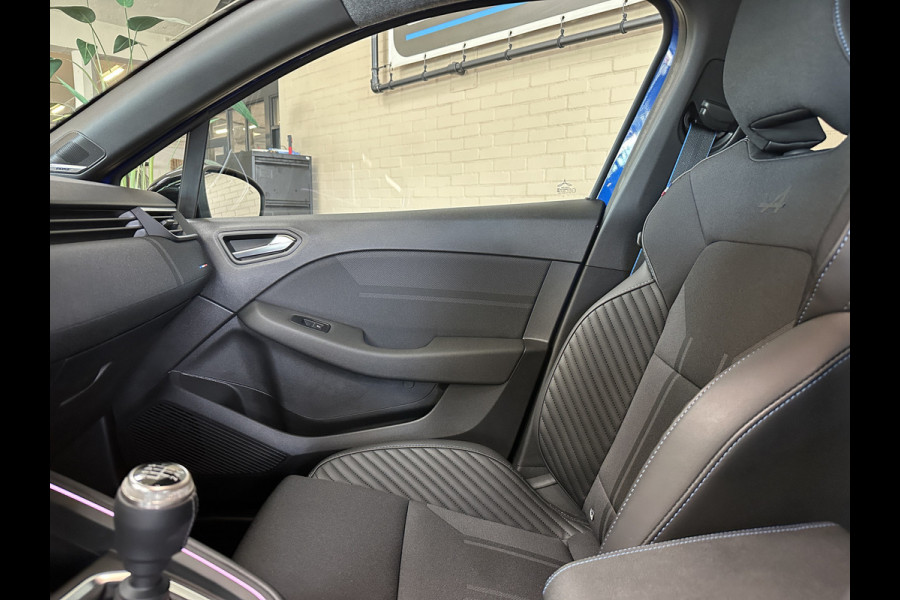 Renault Clio 1.0 TCe 90 Esprit Alpine | Groot Navi | Bose | Camera | 17" | Blindspot | ACC Volledig Dealer onderhouden!