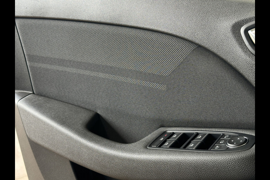 Renault Clio 1.0 TCe 90 Esprit Alpine | Groot Navi | Bose | Camera | 17" | Blindspot | ACC Volledig Dealer onderhouden!