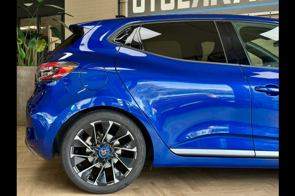 Renault Clio 1.0 TCe 90 Esprit Alpine | Groot Navi | Bose | Camera | 17" | Blindspot | ACC Volledig Dealer onderhouden!