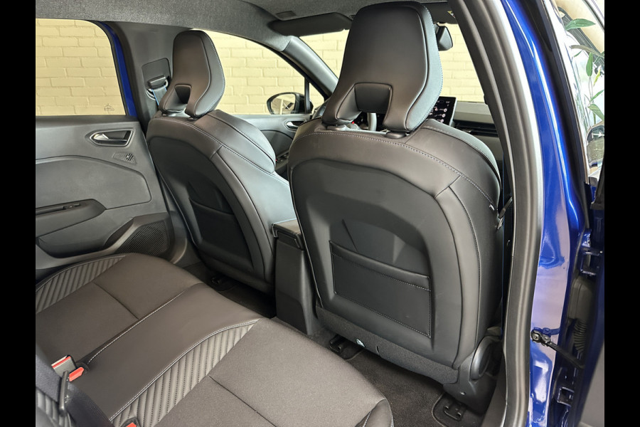 Renault Clio 1.0 TCe 90 Esprit Alpine | Groot Navi | Bose | Camera | 17" | Blindspot | ACC Volledig Dealer onderhouden!