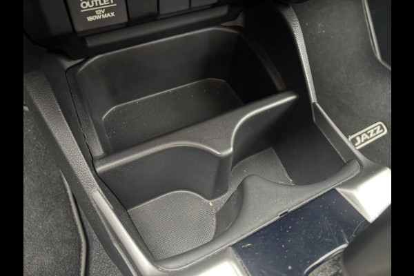 Honda Jazz 1.3 i-VTEC Comfort Automaat NAVI/CRUISE/AIRCO/DAB/PDC/TREKHAAK/STOELVERWARMING