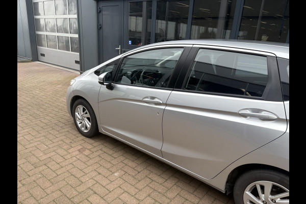 Honda Jazz 1.3 i-VTEC Comfort Automaat NAVI/CRUISE/AIRCO/DAB/PDC/TREKHAAK/STOELVERWARMING