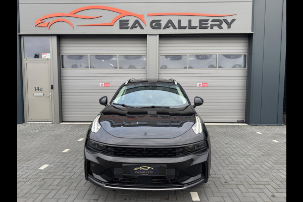 Lynk & Co 01 1.5 Bomvol Black Edition 261PK 360°Camera Zwarte hemel