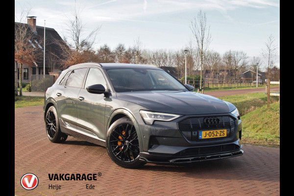 Audi e-tron 55 quattro Business edition 95 kWh | 21 Inch | Camera | Apple Carplay | Sfeerverlichting | Stoelmemory |
