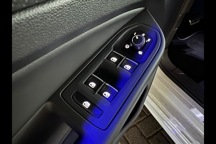 Volkswagen Golf 2.0 TSI R 4M Performance Pano|HuD|Memory|H/K