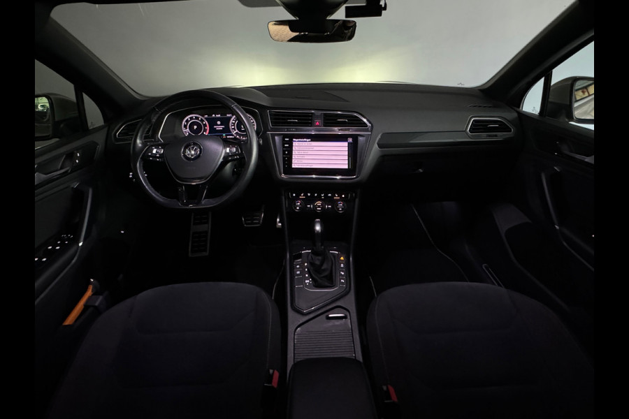 Volkswagen Tiguan 1.4 TSI ACT Highline Business R Pano|Trekhaak