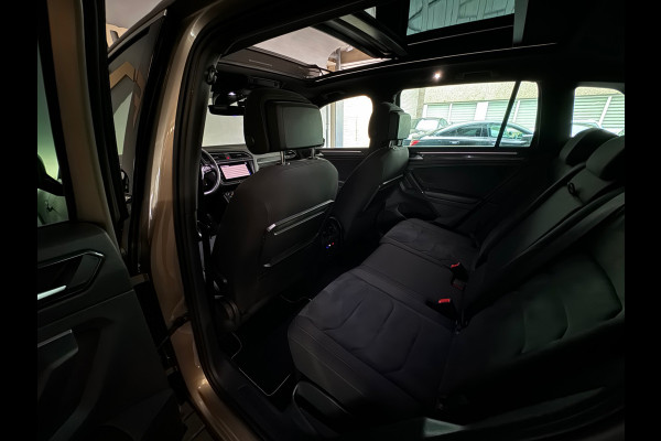 Volkswagen Tiguan 1.4 TSI ACT Highline Business R Pano|Trekhaak