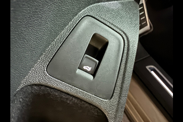 Volkswagen Tiguan 1.4 TSI ACT Highline Business R Pano|Trekhaak